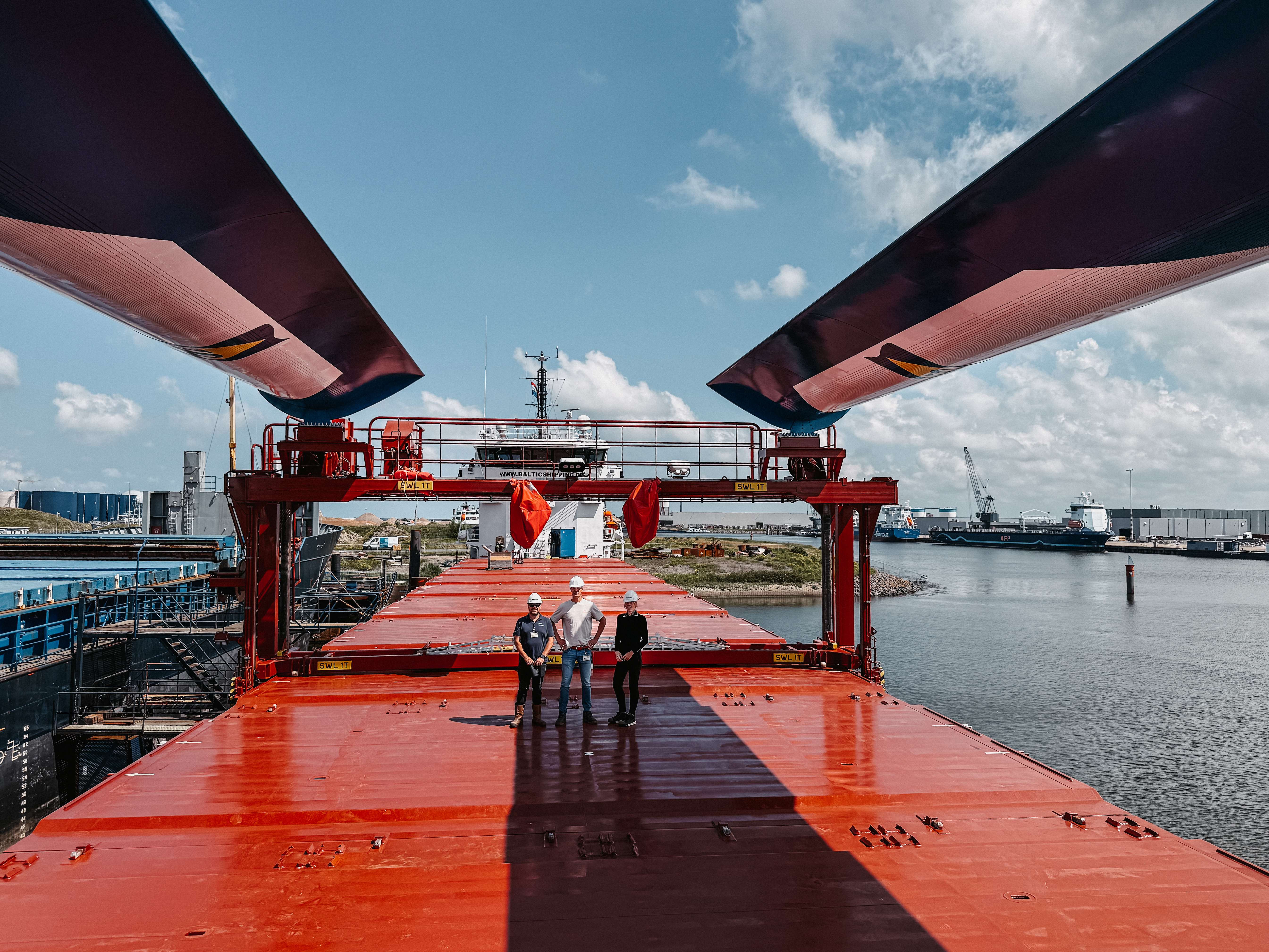 3-damen-harlingen-hybrid-combifreighter-3850-2026-07-01-14-1