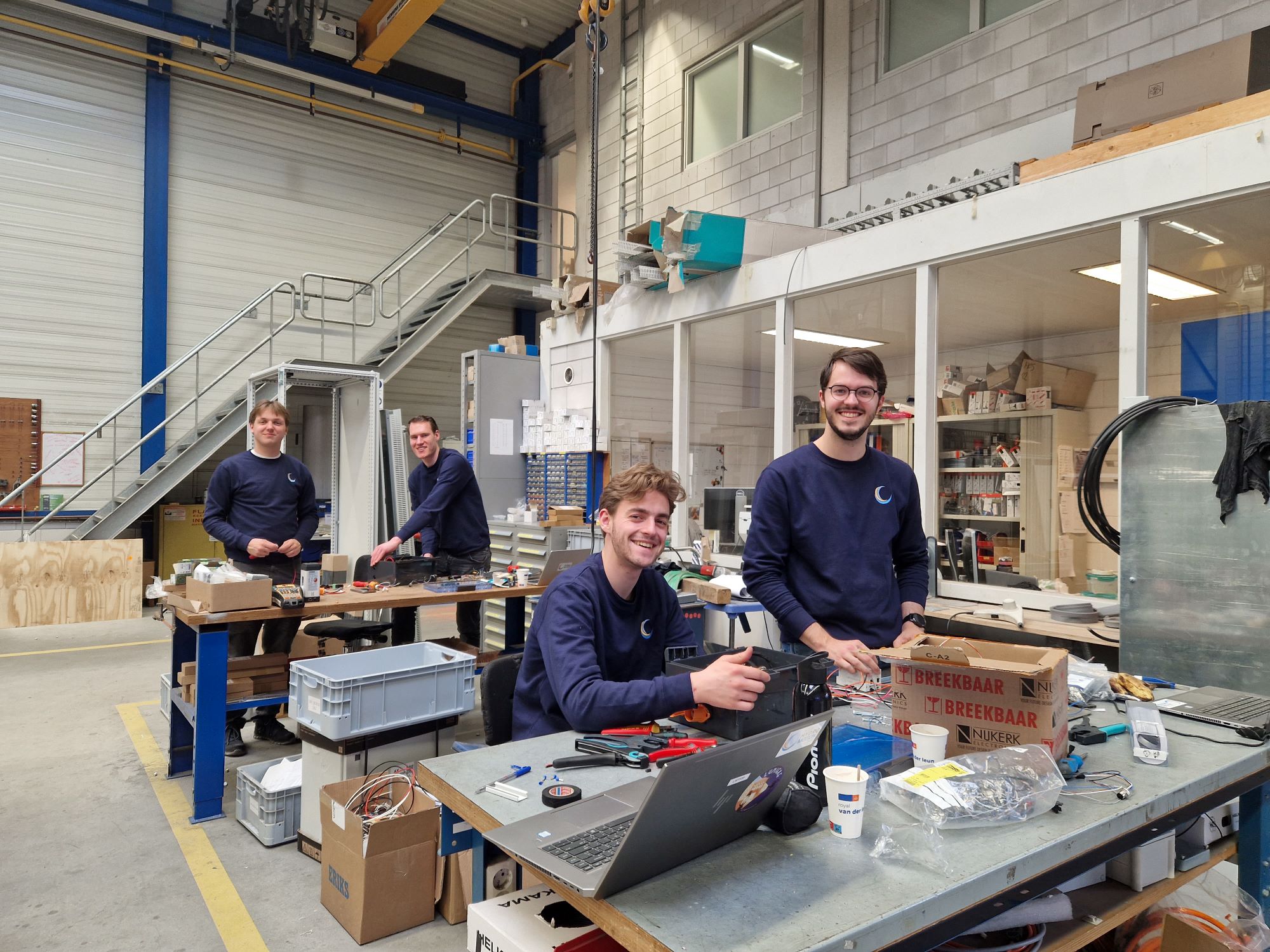 hydromotion-team-tu-delft-at-royal-van-der-leun-2-resized