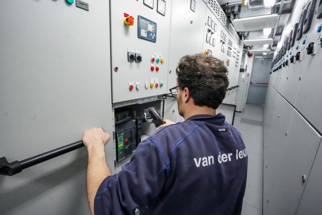 1 royal van der leun thermography - thermografie - hitte meting aan boord - elektrische systemen_res
