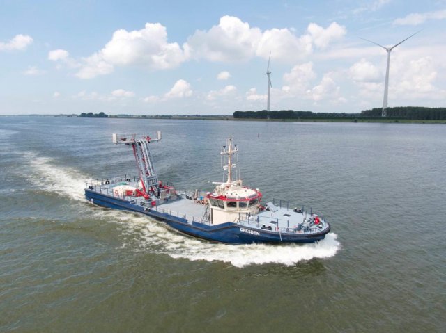 Feuerlöschboote - brandblus boten - port of hamburg - royal van der leun - system integrator - elect