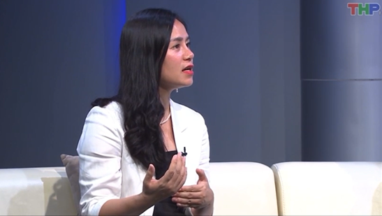 hoang Diep - Royal Van der Leun Vietnam - tv show haiphong - Dialogue