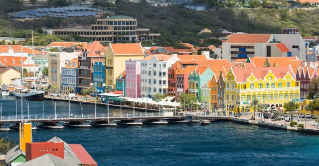 royal van der leun electrifying queen emma bridge (1)-1