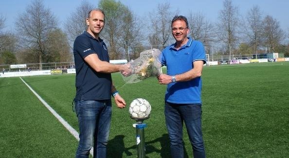 Sponsorovereenkomst v.v. Sliedrecht Ronald Visser Rob van Laarhoven Royal van der Leun-2