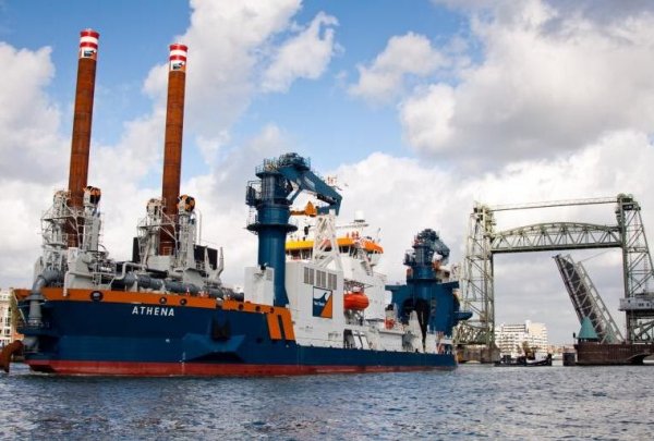 Van-Oord-Completes-Mombasa-Port-Dredging