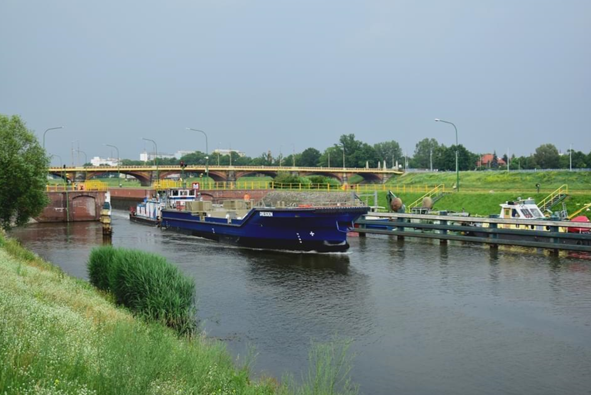 van-der-leun-brandblus-boten-damen-shipyards-3-1