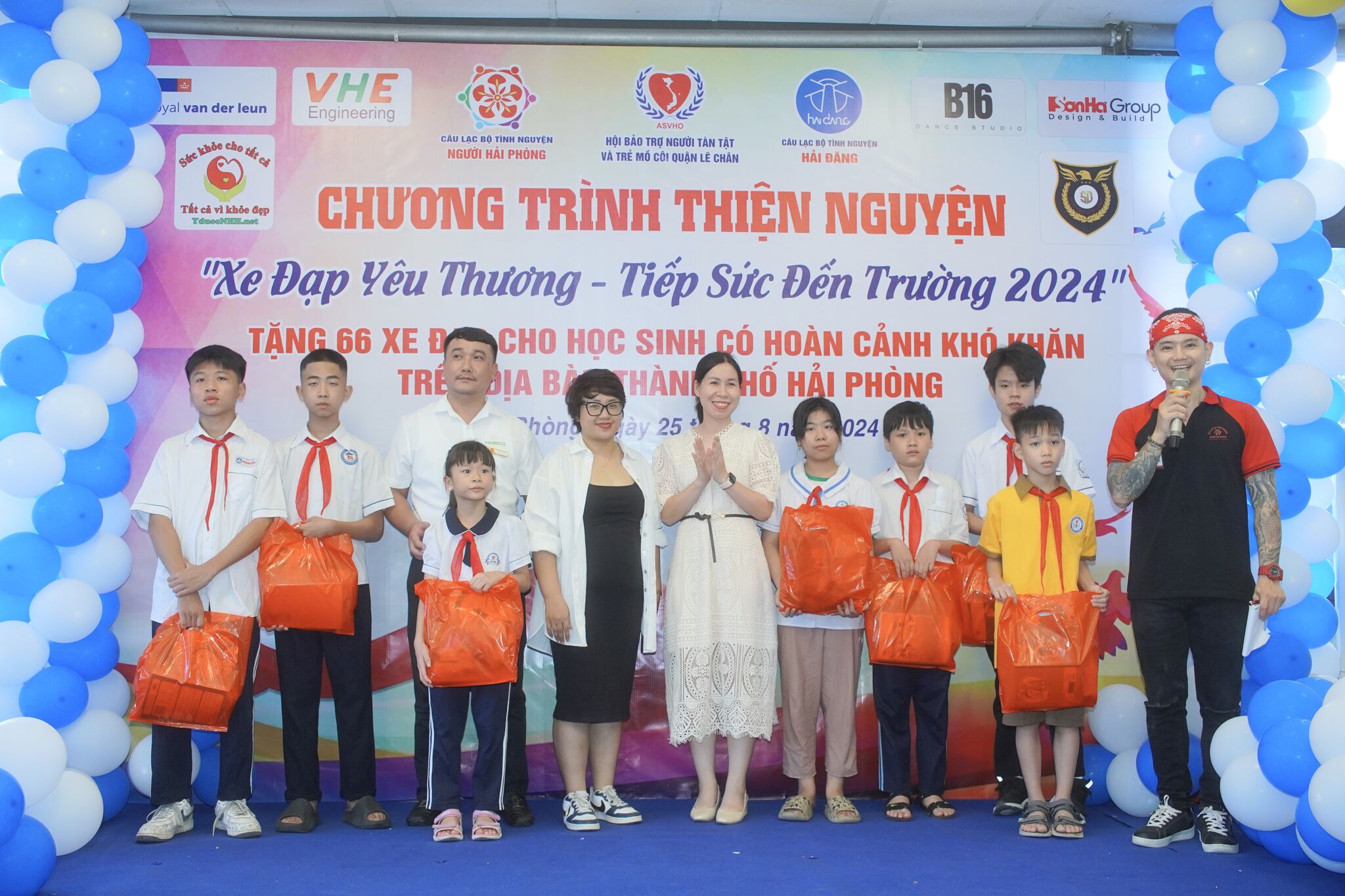 van-der-leun-vietnam-bicycles-support-2